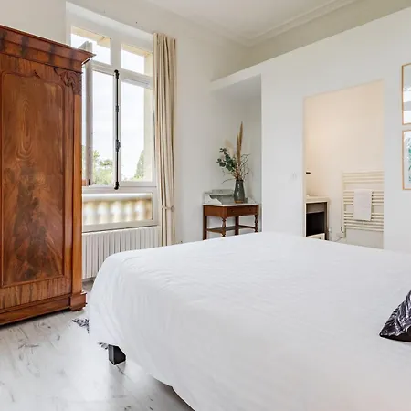 Апартаменты Chateau Cote De Nacre