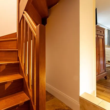 Апартаменты Chateau Cote De Nacre