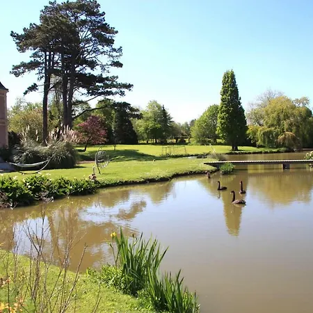 Chateau Cote De Nacre Ver-sur-Mer