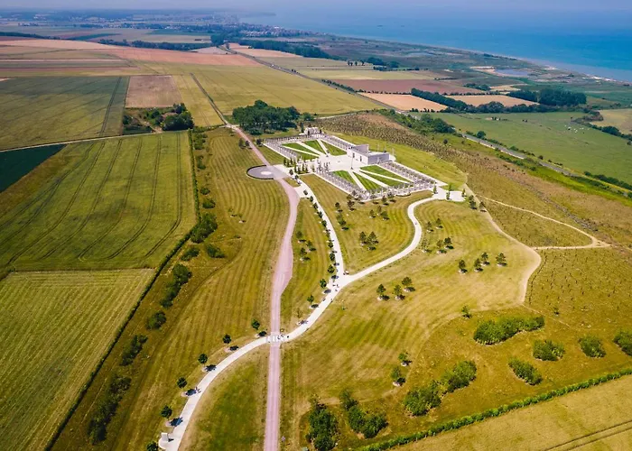 Chateau Cote De Nacre Ver-sur-Mer