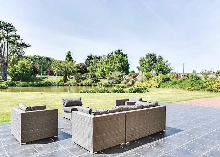 Chateau Cote De Nacre